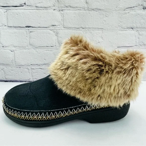 Women's Isotoner Woodlands Faux Fur Booties Slippers 7.5-8 - Picture 1 of 6